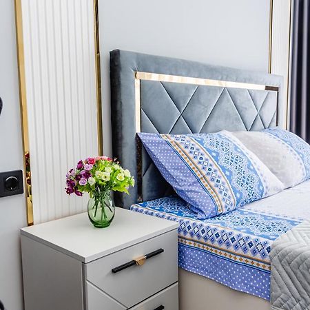 Heaven 10 Apartman Almati Kültér fotó