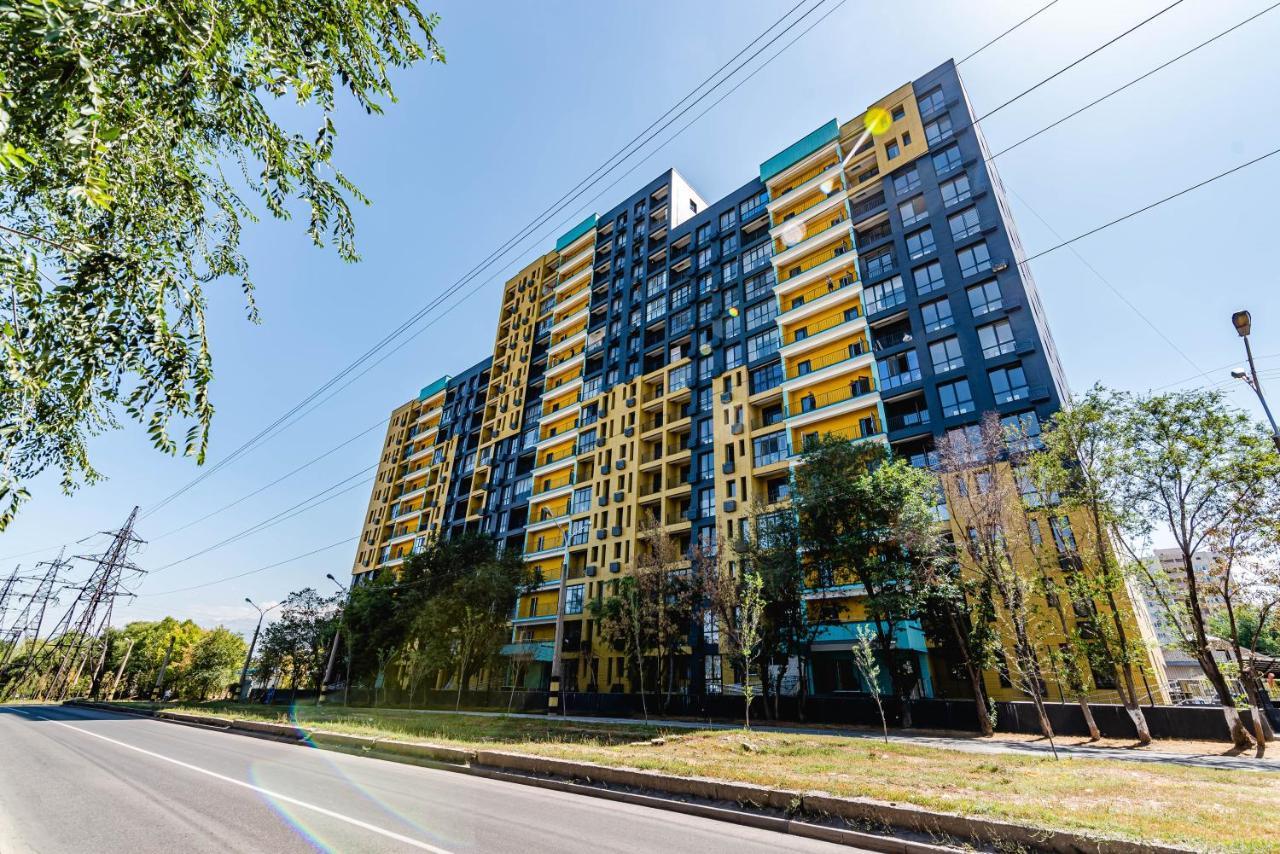 Heaven 10 Apartman Almati Kültér fotó