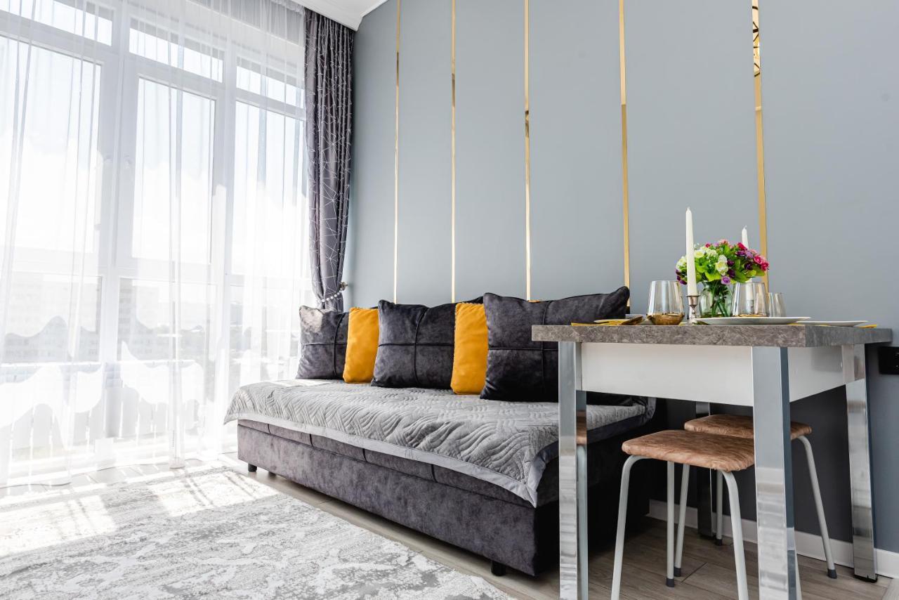 Heaven 10 Apartman Almati Kültér fotó